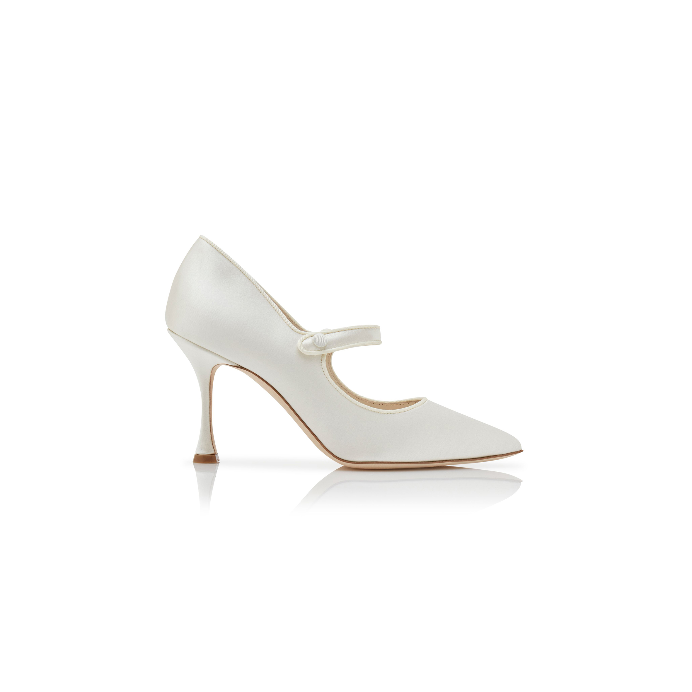 MANOLO BLAHNIK CAMPARINEW BRIDAL CREAM SATIN POINTED TOE PUMPS 124-2566-0002